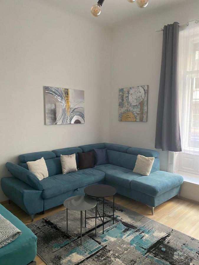 Blue Danube Apartment Downtown With Free Parking Budapesta Exterior foto