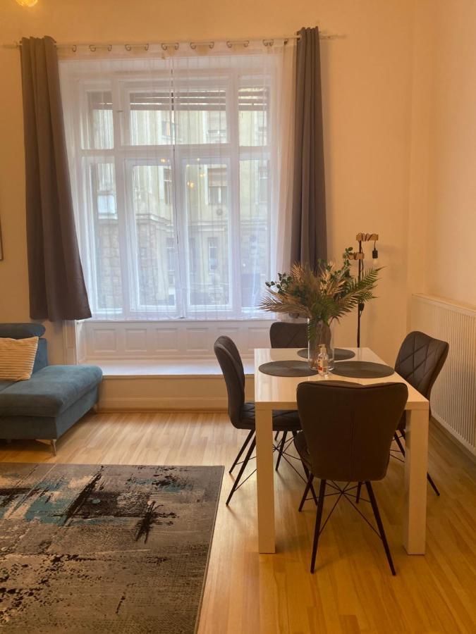 Blue Danube Apartment Downtown With Free Parking Budapesta Exterior foto