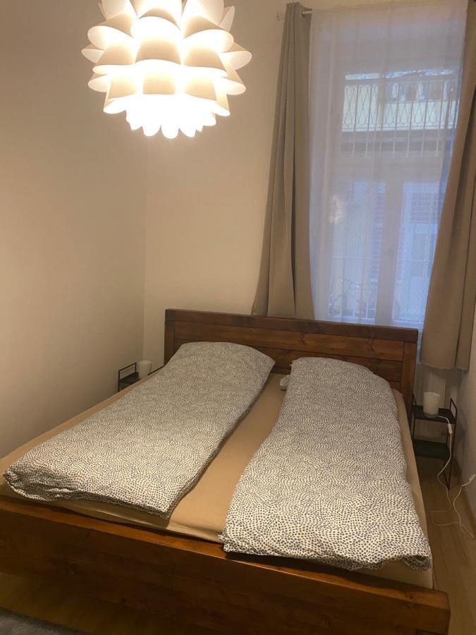 Blue Danube Apartment Downtown With Free Parking Budapesta Exterior foto